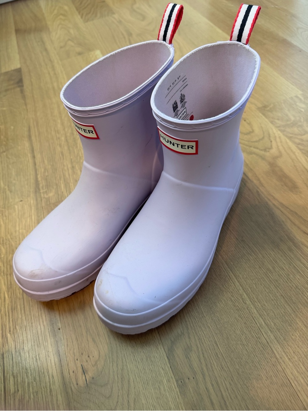 Hunter Women’s Lilac Waterproof Rain Boots with Stripe Pull Tabs